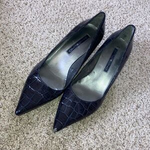 Bandolino Navy Heels Size 7.5